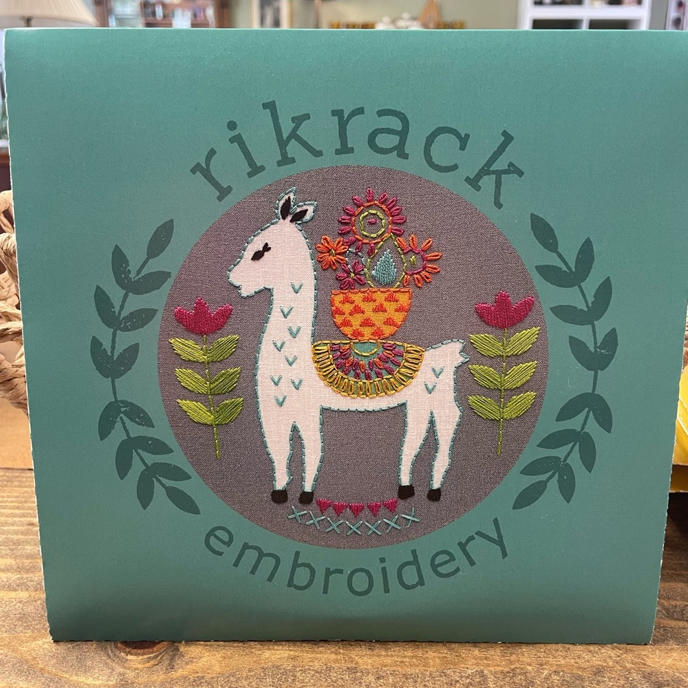 Rikrack Embroidery Kit - Llama